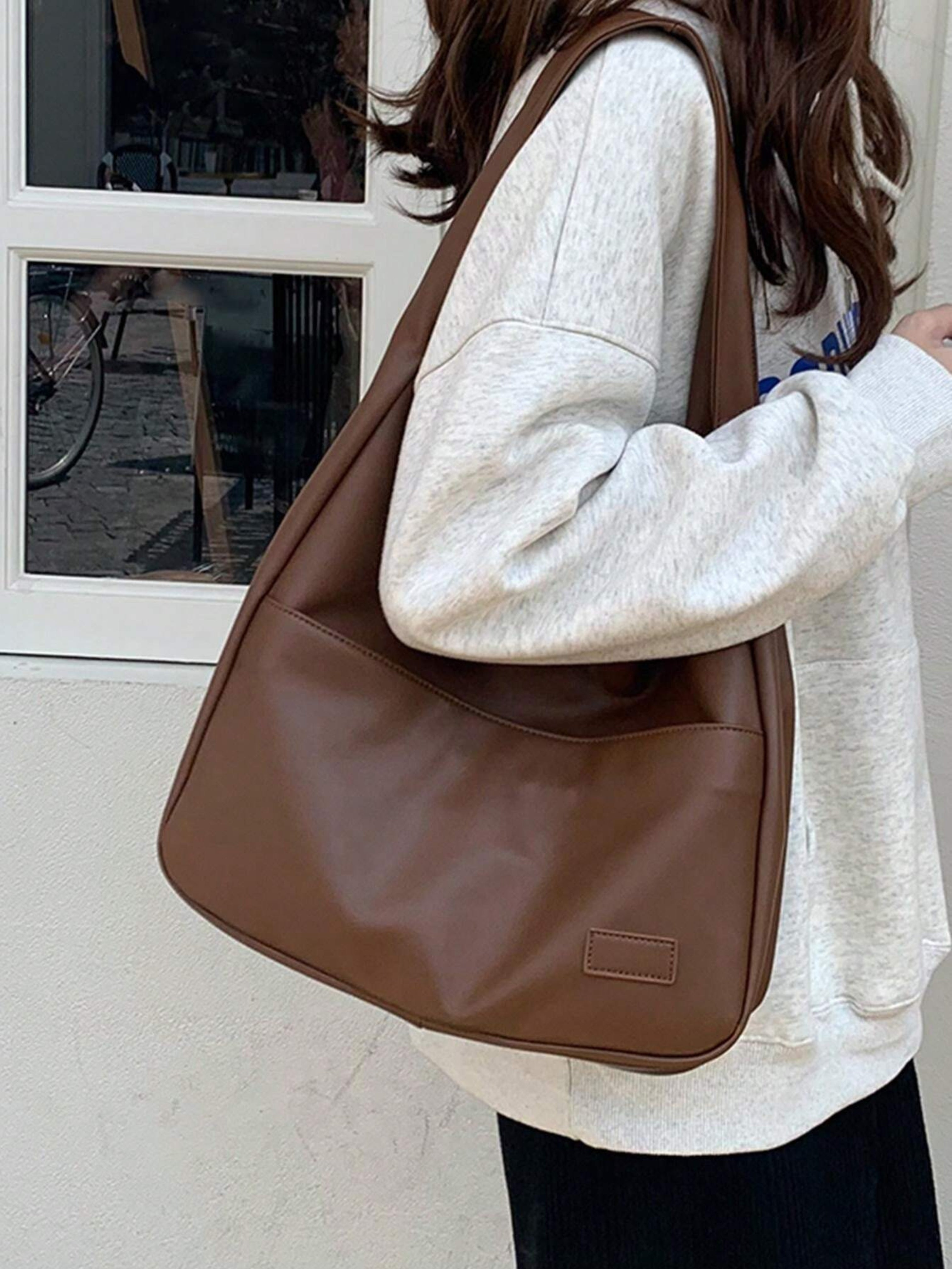 Lina Shoulder Bag